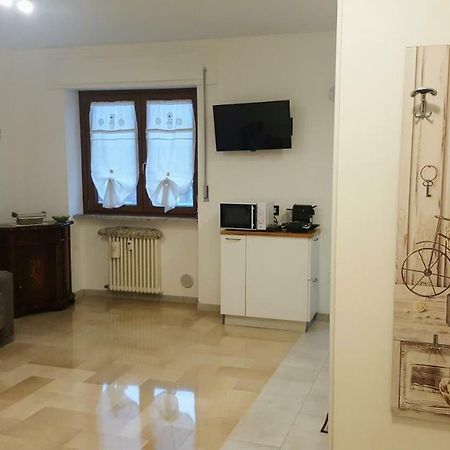 Casa Della Nonna Per Voi Parcheggio Gratuito Condizionatore Portatile Cir 0052 أَويستا المظهر الخارجي الصورة