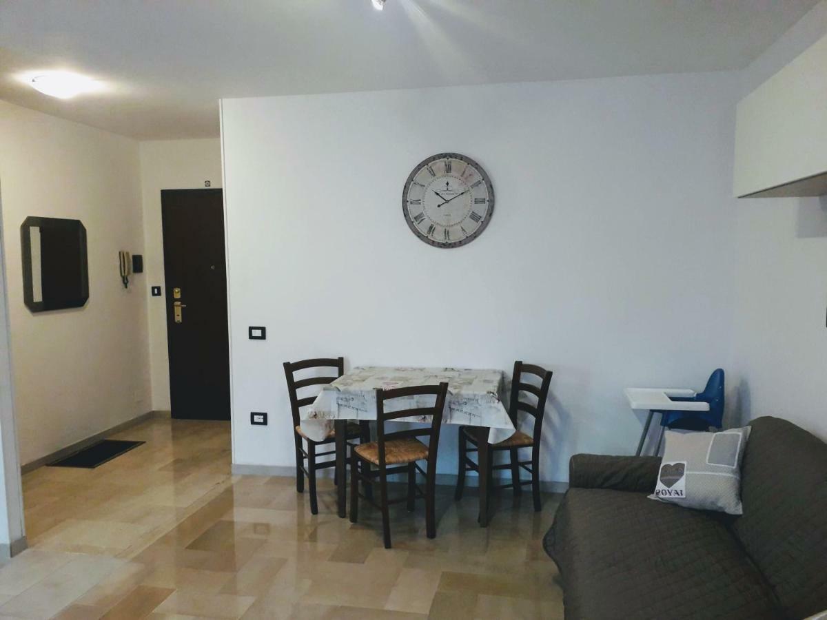 Casa Della Nonna Per Voi Parcheggio Gratuito Condizionatore Portatile Cir 0052 أَويستا المظهر الخارجي الصورة
